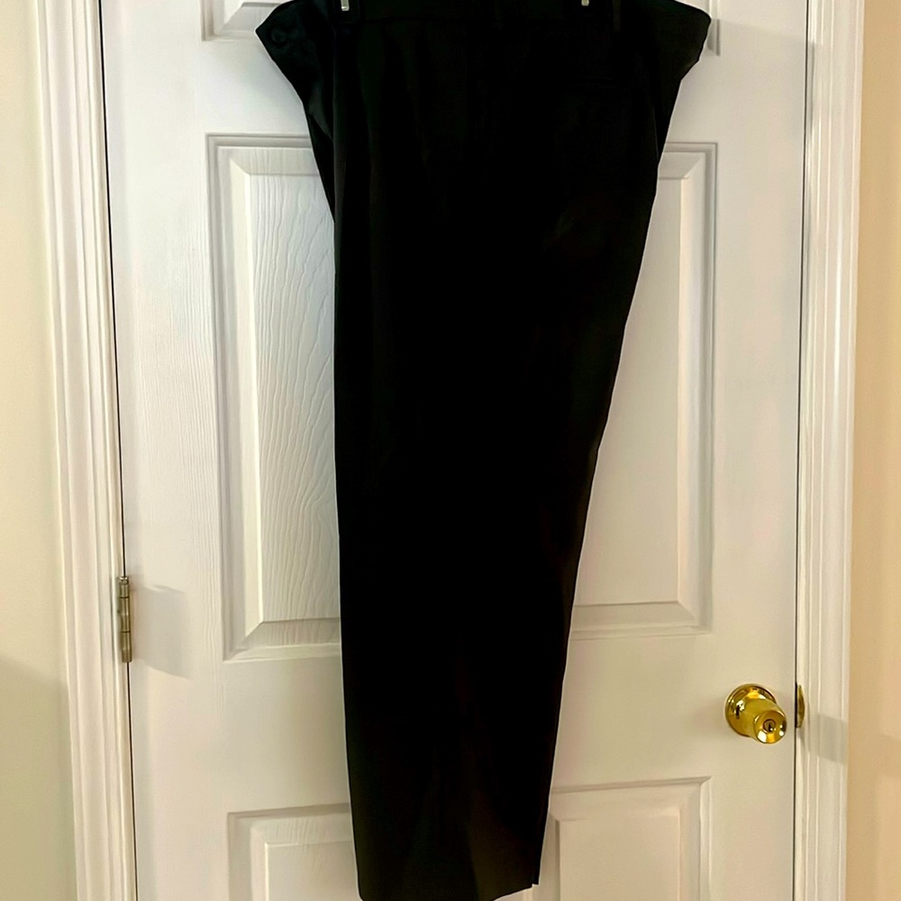 Men Big and Tall Haggar Pants Size 44/29